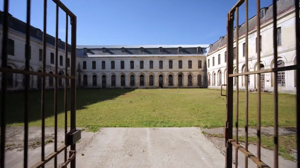 Documentaire : À l'ombre de l'abbaye de Clairvaux de Eric Lebel