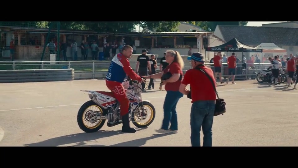 Documentaire : Motoball de Edith Chapin & Jean-Luc Chapin